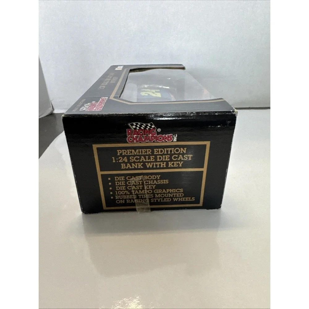 Racing Champions Jeff Gordon 24 DuPont 1:24 Die-Cast Bank 1995 Limited Edition